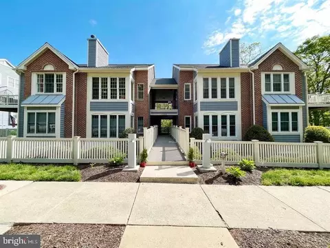 2700 Summerview Way #101, Annapolis, MD 21401