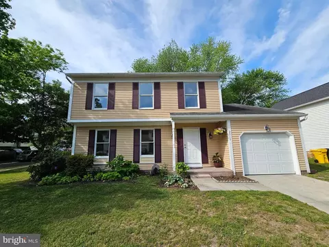 2919 W Almondbury Dr, Pasadena, MD 21122