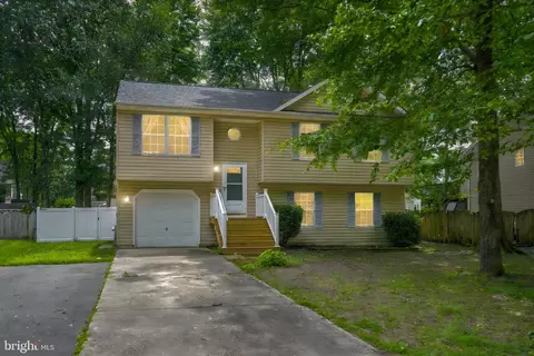1027 Biltmore Ave, West River, MD 20778