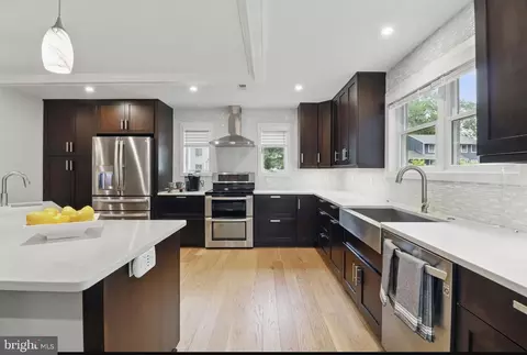 Kitchen - 1367 Cedar Ave, Annapolis, MD 21403 photo 2 of 5