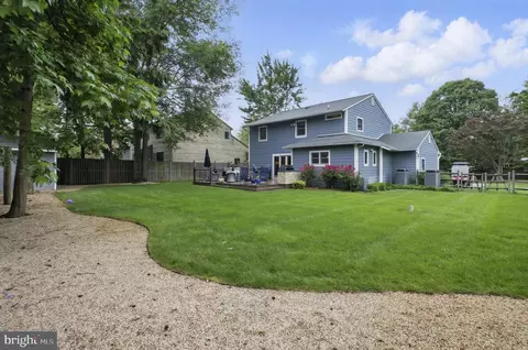 Exterior - 1367 Cedar Ave, Annapolis, MD 21403 photo 2 of 9