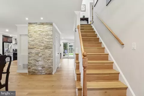 Entry Way - 1367 Cedar Ave, Annapolis, MD 21403 photo 1 of 7