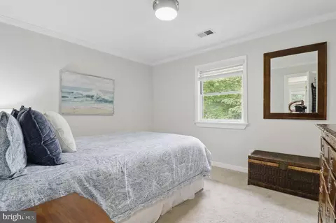 Bedroom - 1367 Cedar Ave, Annapolis, MD 21403 photo 5 of 7