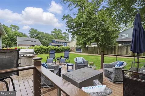 Exterior - 1367 Cedar Ave, Annapolis, MD 21403 photo 3 of 9