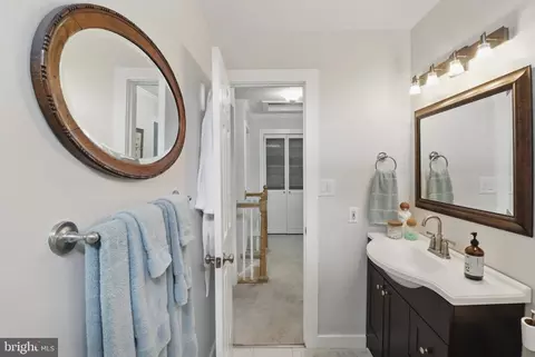 Entry Way - 1367 Cedar Ave, Annapolis, MD 21403 photo 7 of 7