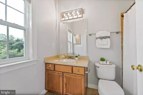 Bath - 2000 Monticello Dr, Annapolis, MD 21401 photo 6 of 8