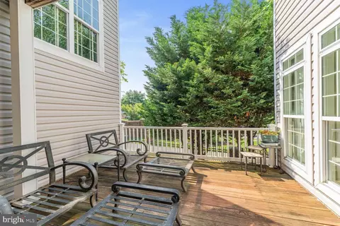 Exterior - 2000 Monticello Dr, Annapolis, MD 21401 photo 4 of 5