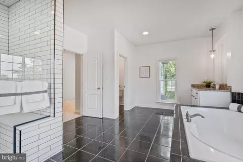 Bath - 2000 Monticello Dr, Annapolis, MD 21401 photo 4 of 8
