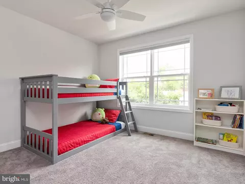 Bedroom - 933 Winding Rd, Edgewater, MD 21037 photo 4 of 8