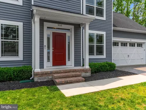 Exterior - 933 Winding Rd, Edgewater, MD 21037 photo 5 of 14