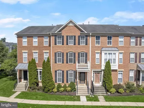 2637 Raptor Dr, Odenton, MD 21113