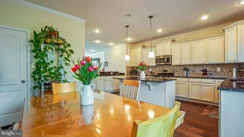 7106 River Birch Dr, Hanover, MD 21076 photo 12