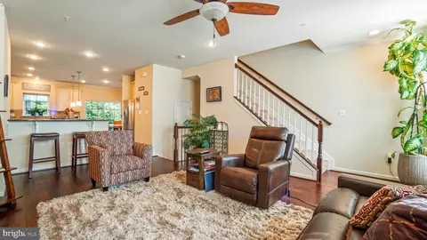 7106 River Birch Dr, Hanover, MD 21076 photo 7