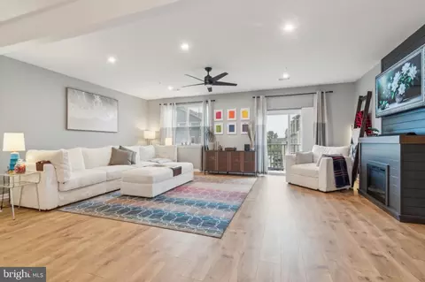 7810 Union Hill Dr, Hanover, MD 21076 photo 3