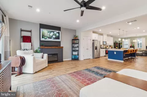 7810 Union Hill Dr, Hanover, MD 21076 photo 5