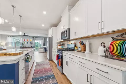 7810 Union Hill Dr, Hanover, MD 21076 photo 6