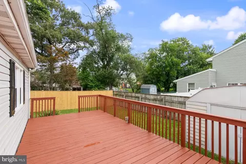 Exterior - 8532 Neptune Dr, Pasadena, MD 21122 photo 4 of 6