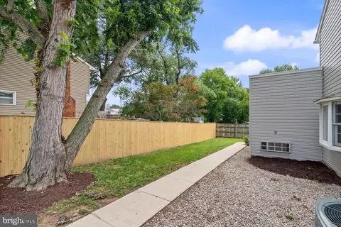 Exterior - 8532 Neptune Dr, Pasadena, MD 21122 photo 6 of 6