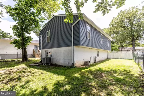 1088 Locust Dr, Pasadena, MD 21122 photo 37