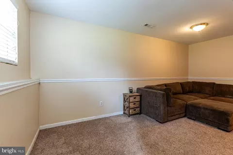 1088 Locust Dr, Pasadena, MD 21122 photo 31
