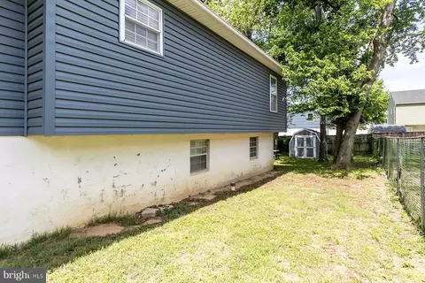 1088 Locust Dr, Pasadena, MD 21122 photo 43