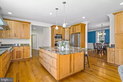 1109 Cherry Point Rd, West River, MD 20778 photo 5