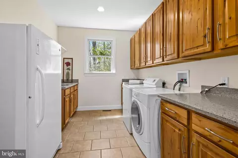 1109 Cherry Point Rd, West River, MD 20778 photo 28