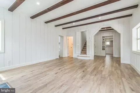 Entry Way - 309 Bayview Rd, Edgewater, MD 21037 photo 1 of 2