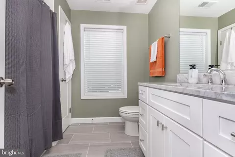 Bath - 7205 Forest Ave, Hanover, MD 21076 photo 5 of 5
