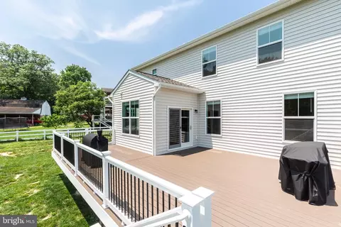 Exterior - 7205 Forest Ave, Hanover, MD 21076 photo 4 of 17