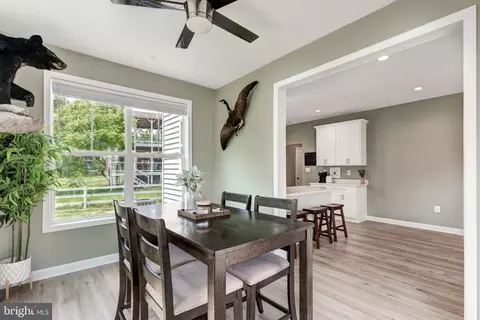Entry Way - 7205 Forest Ave, Hanover, MD 21076 photo 15 of 20