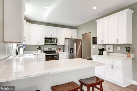 Kitchen - 7205 Forest Ave, Hanover, MD 21076 photo 3 of 5