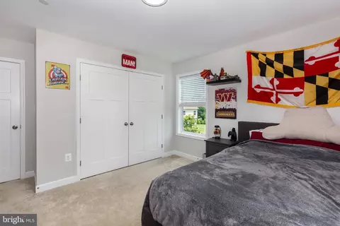 Bedroom - 7205 Forest Ave, Hanover, MD 21076 photo 5 of 7