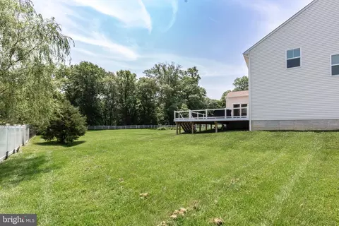 Exterior - 7205 Forest Ave, Hanover, MD 21076 photo 10 of 17