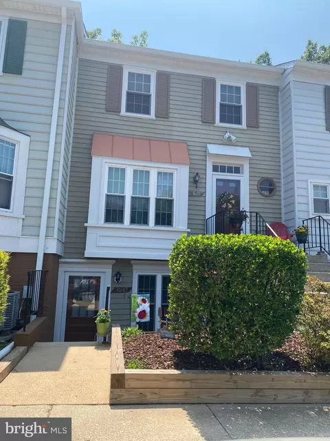 1547 Marlborough Ct, Crofton, MD 21114