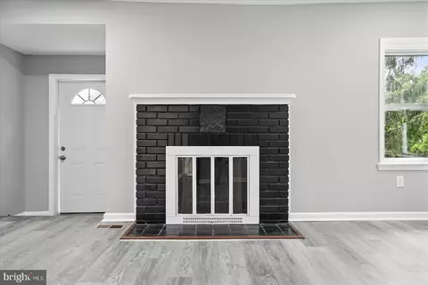 7209 Forest Ave, Hanover, MD 21076 photo 3