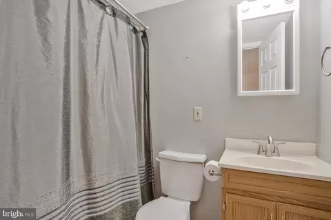 Bath - 6040 Shady Side Rd, Shady Side, MD 20764 photo 3 of 3