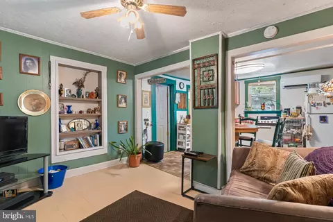 Entry Way - 5914 Shady Side Rd, Shady Side, MD 20764 photo 1 of 1