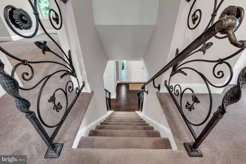 759 Holly Ln, Arnold, MD 21012 photo 2