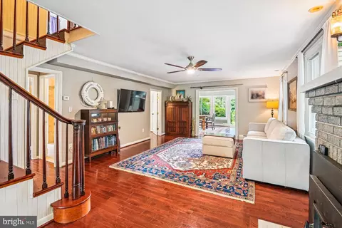 2946 Edgewater Dr, Edgewater, MD 21037 photo 8