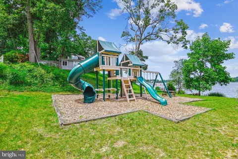 2946 Edgewater Dr, Edgewater, MD 21037 photo 36
