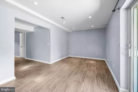 Living - 1218 Holmespun Dr, Pasadena, MD 21122 photo 4 of 5