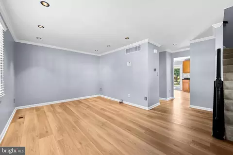 Living - 1218 Holmespun Dr, Pasadena, MD 21122 photo 3 of 5
