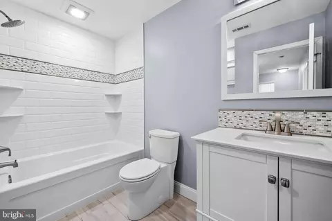 Bath - 1218 Holmespun Dr, Pasadena, MD 21122 photo 1 of 2