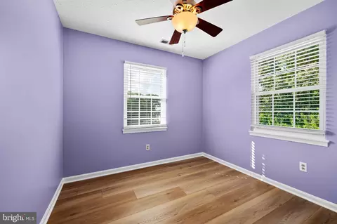 Bedroom - 1218 Holmespun Dr, Pasadena, MD 21122 photo 1 of 5