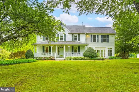 6007 Solomons Island Rd, Tracys Landing, MD 20779