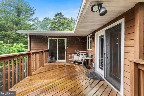 Exterior - 1157 Pine Tree Dr, Annapolis, MD 21409 photo 6 of 7