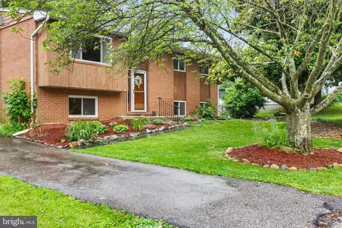 1157 Pine Tree Dr, Annapolis, MD 21409