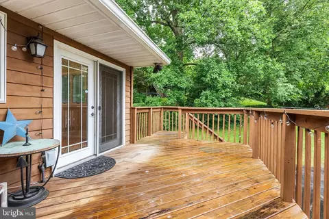 Exterior - 1157 Pine Tree Dr, Annapolis, MD 21409 photo 7 of 7