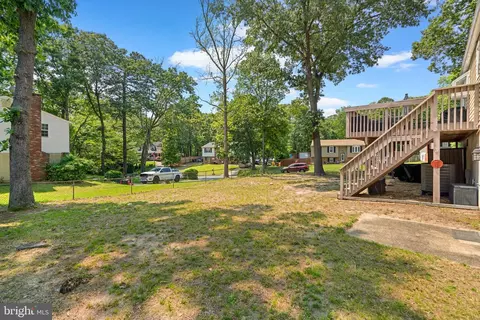 Exterior - 300 Tennessee Ave, Pasadena, MD 21122 photo 4 of 4